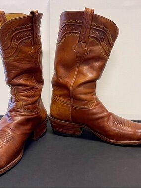 Lucchese Chestnut Brown Leather Western Pull-On Boots